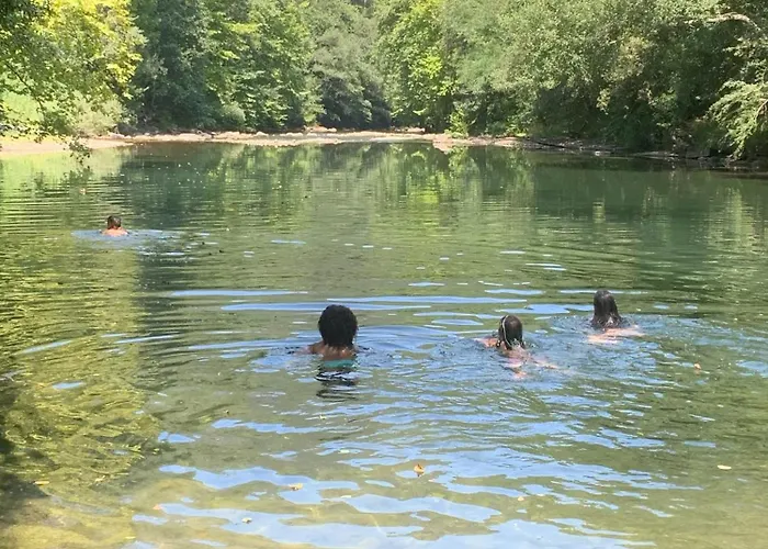 La Casa Azul, Un Oasis De Calma, Vistas Impresionantes Con Piscina, Saltador, Barbacoa Y Acceso Al Rio Ason